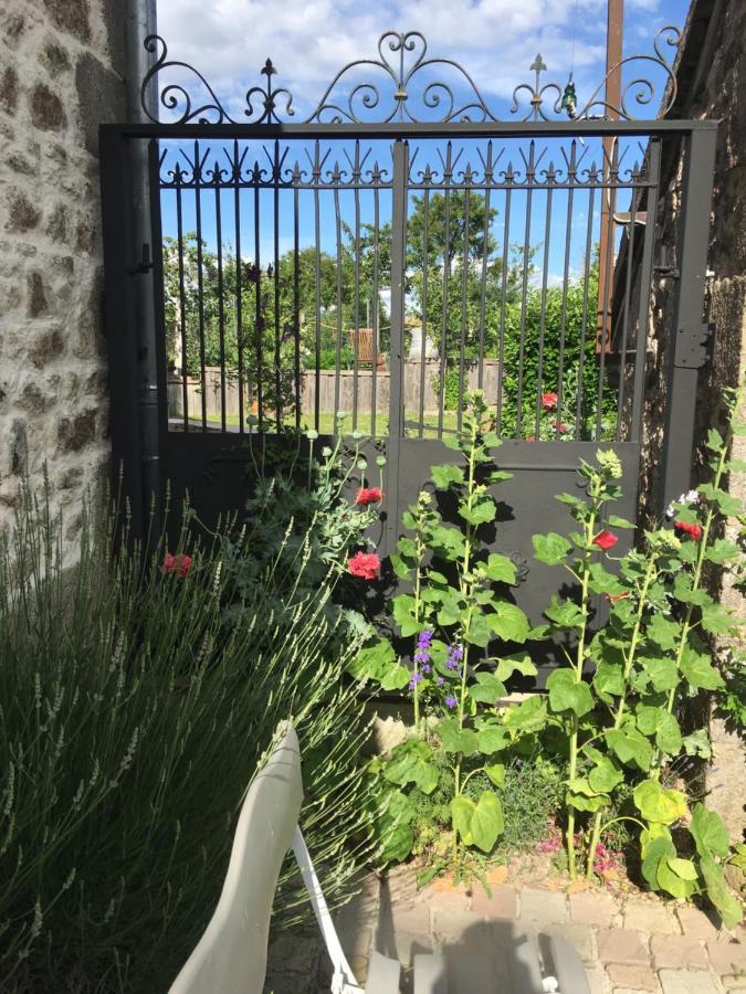 Bed and Breakfast Shenmen Beaune d'Allier Экстерьер фото